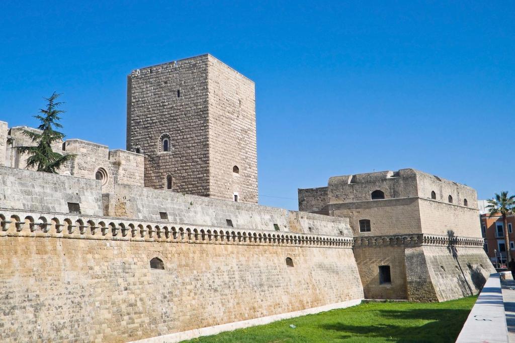 Ferienwohnung Due Passi Dal Borgo Antico Bari Exterior foto